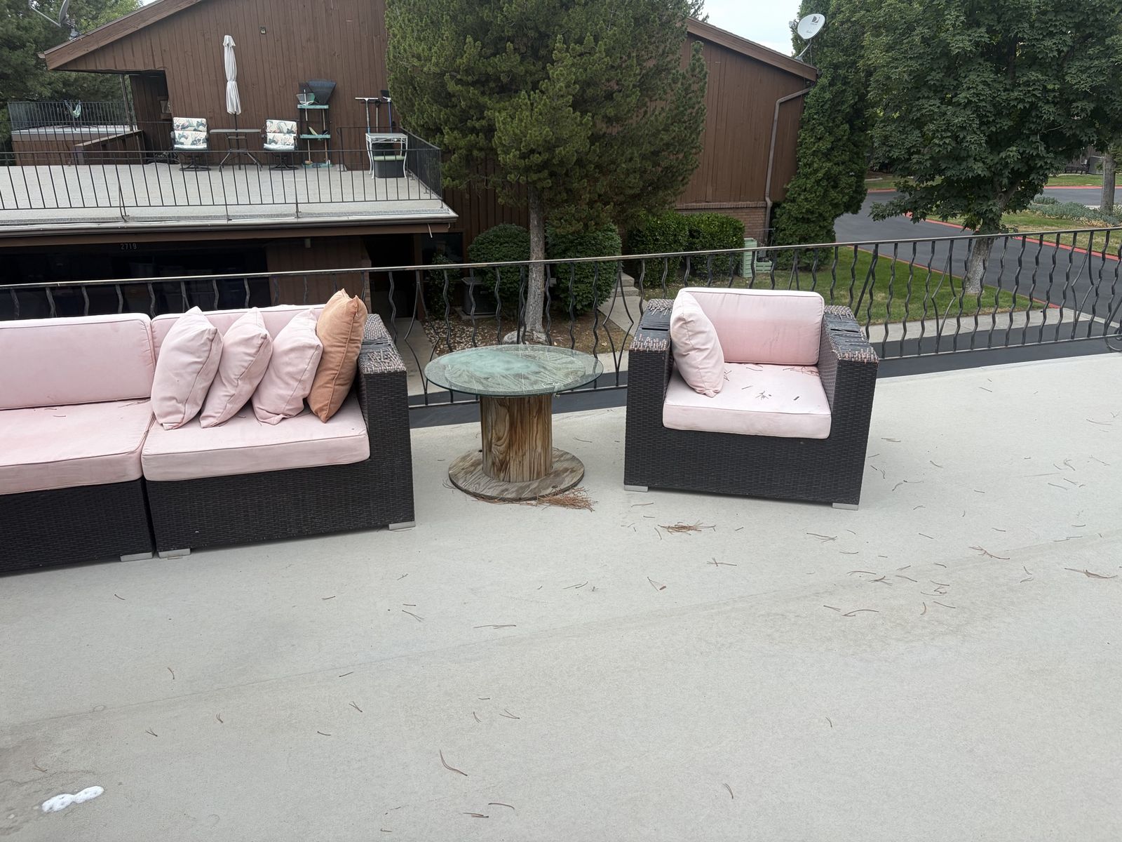 Main image 5