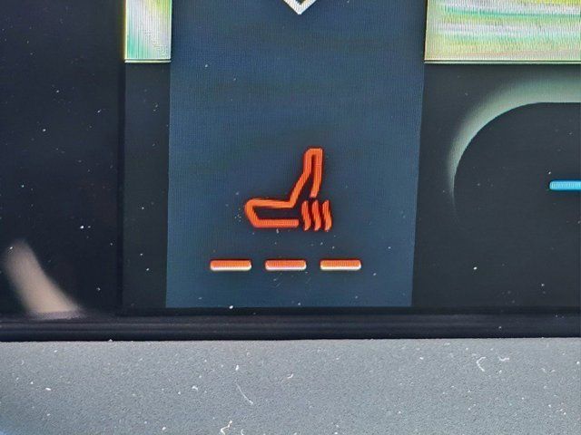 Main image 6
