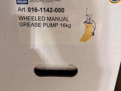 Wheeled Grease Pump
