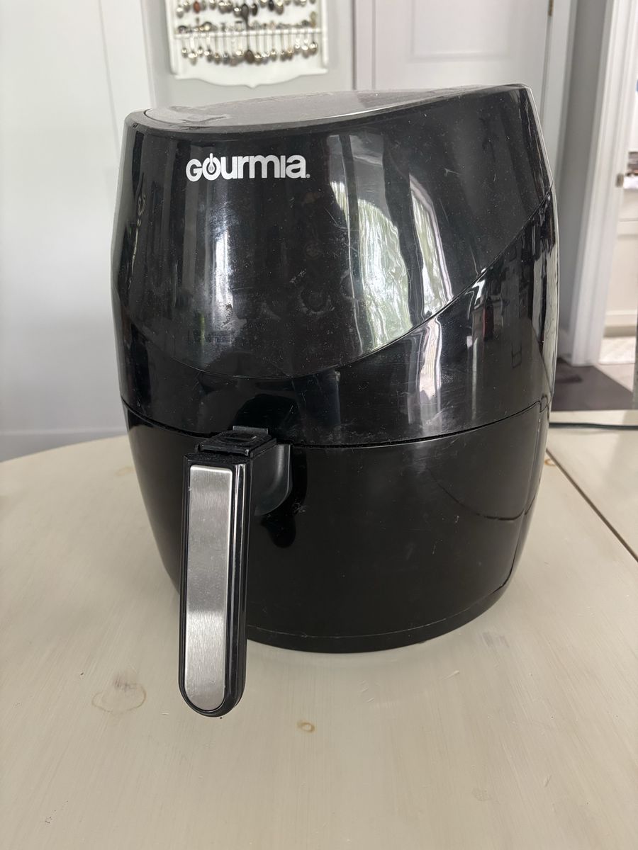 Gourmia Digital Air Fryer, used, clean, working