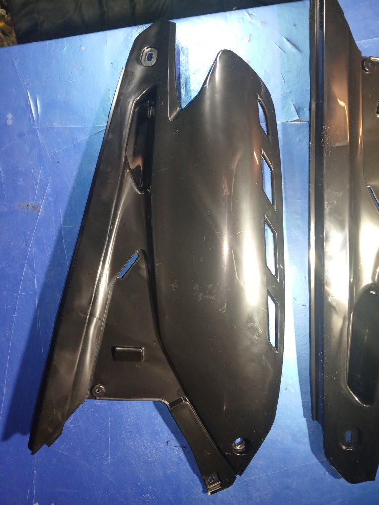 Main image 4