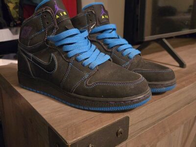 Air Jordan Retro 1 size 5.5