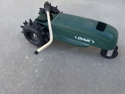 Orbit lawn Tractor Sprinkler