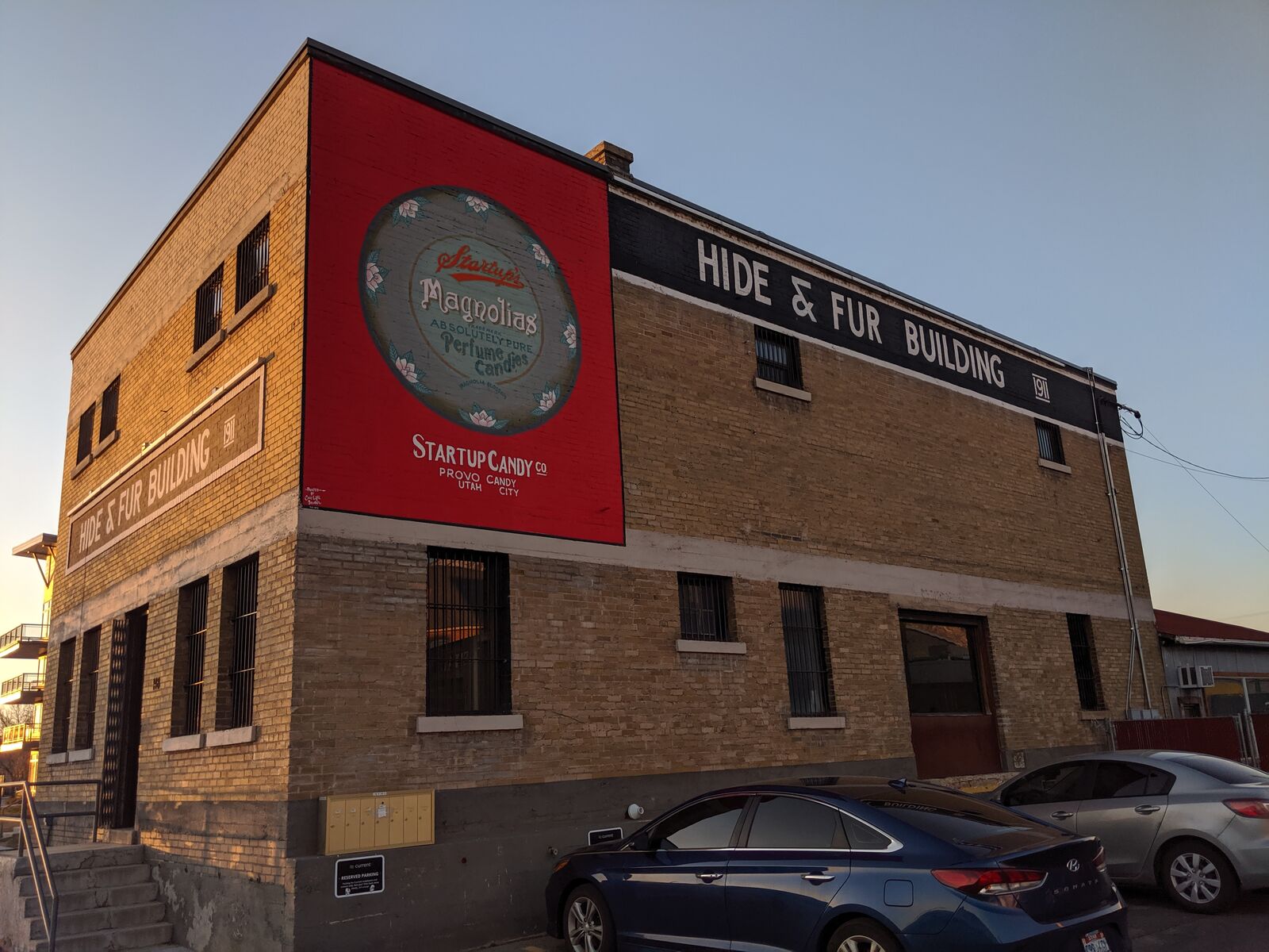 Office Space, Hide and Fur Building