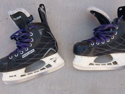 youth ice hockey skates