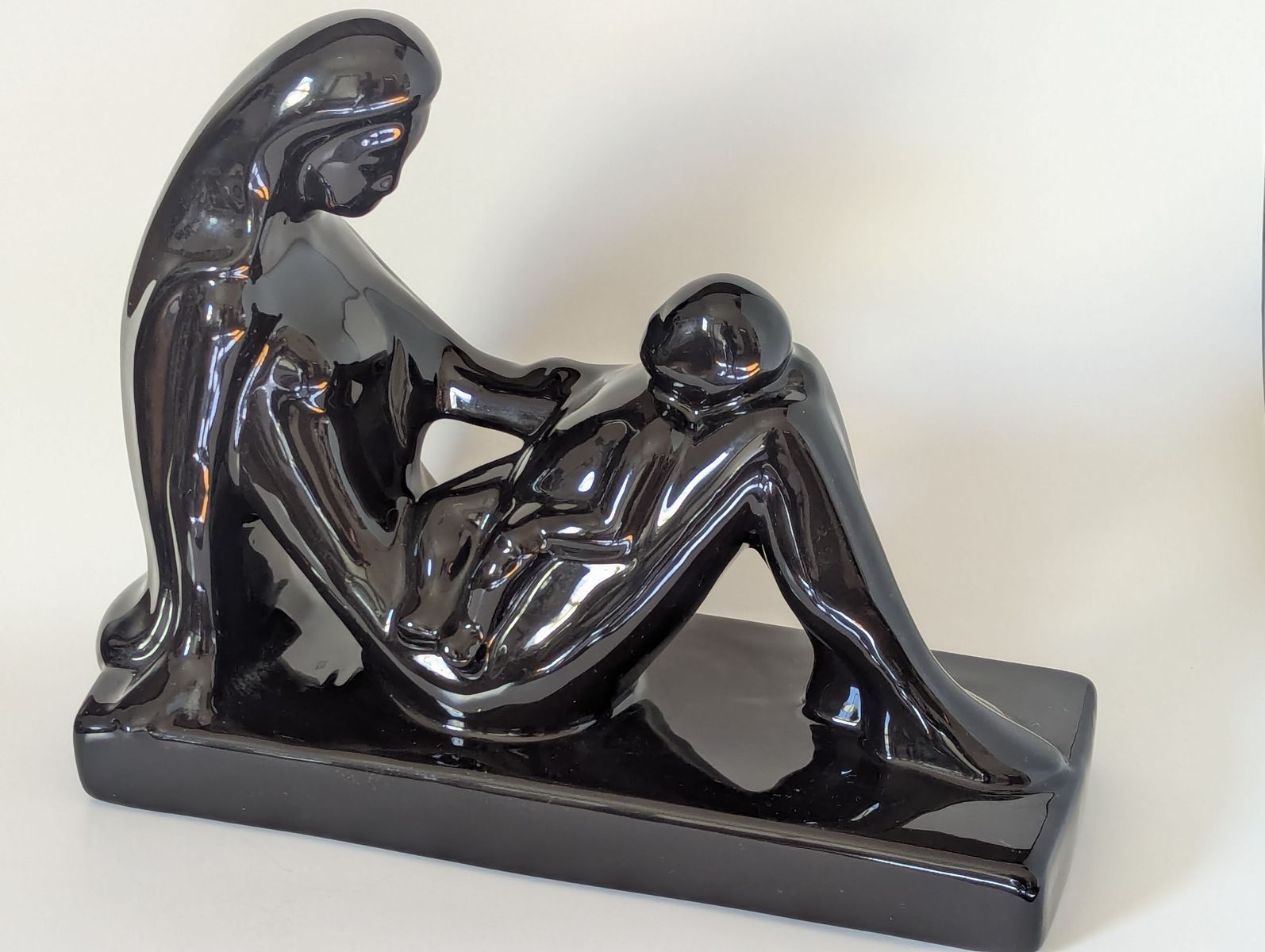 Mother and Child Sculpture - Vintage Haeger Potteries, Glossy Black, 13.5"x11.5"