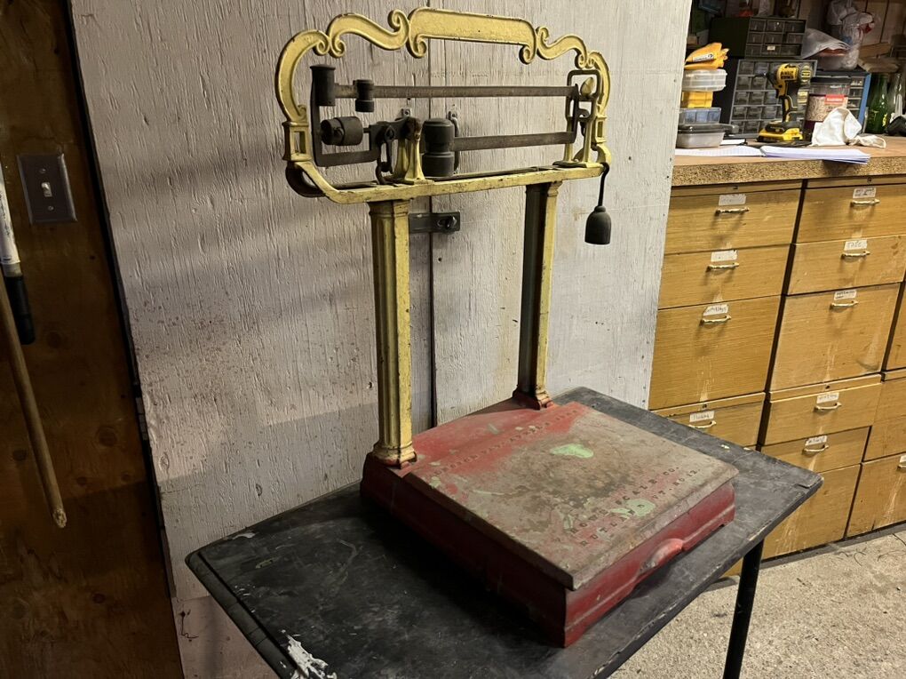 Howe Table Top Scale
