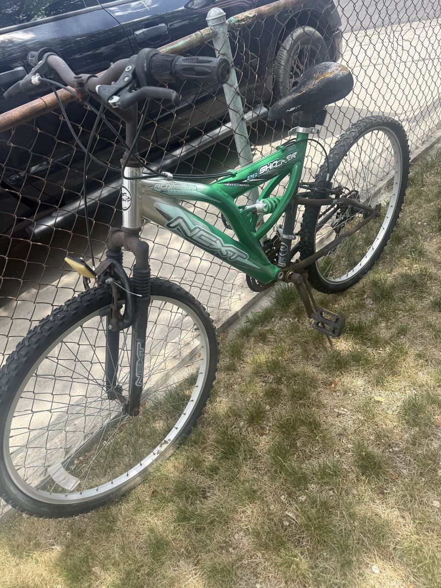NEXT 26 Shocker Mountain Bike