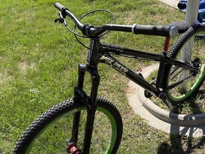 Commencal Absolut Dirt Jump Bike - Black/Green - Slx Cranks, Disk Brakes