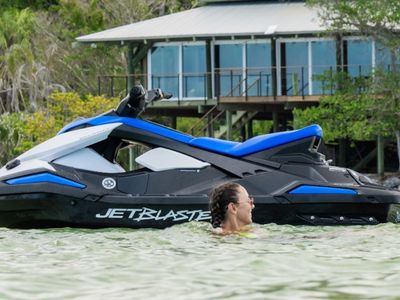 2025 YAMAHA JETBLASTER 2-BLACK/SPACE BLUE - Y2256L