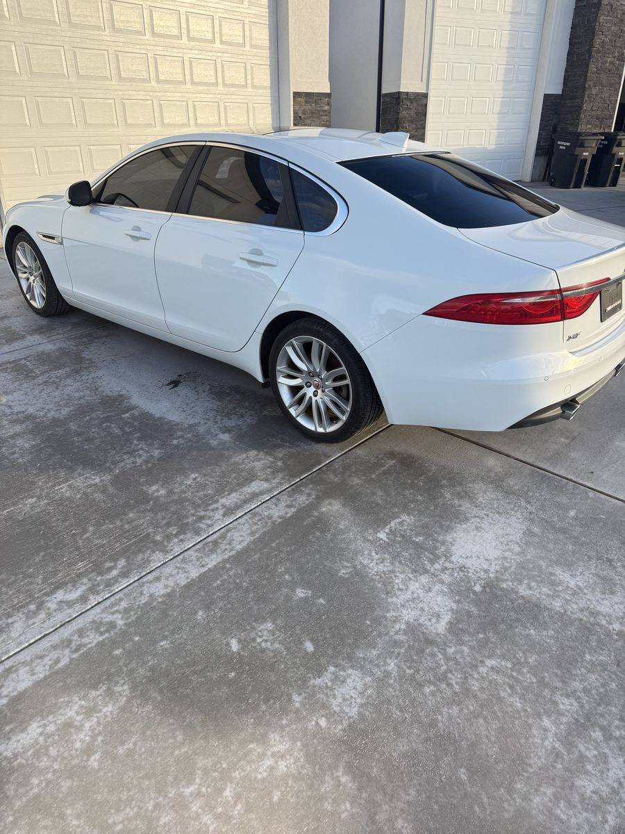 2016 Jaguar XF 35t Prestige