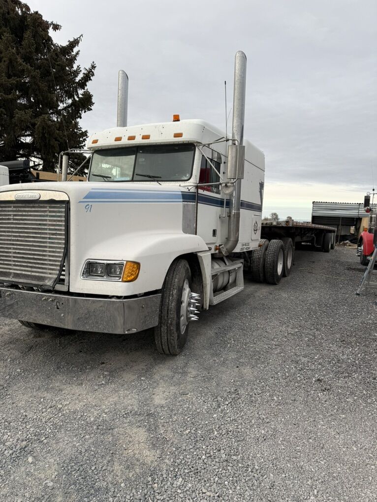1996 FLD120 Freightliner
