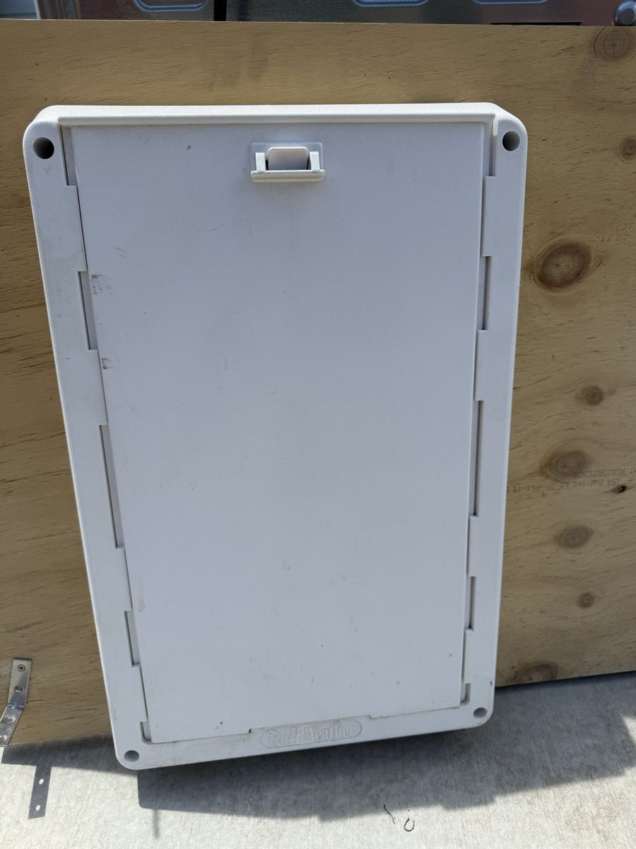 PetSafe Large Extreme Weather Pet Door - White, Durable Plastic for Dogs and Cats