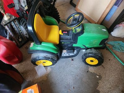 Power wills john deere tractor.