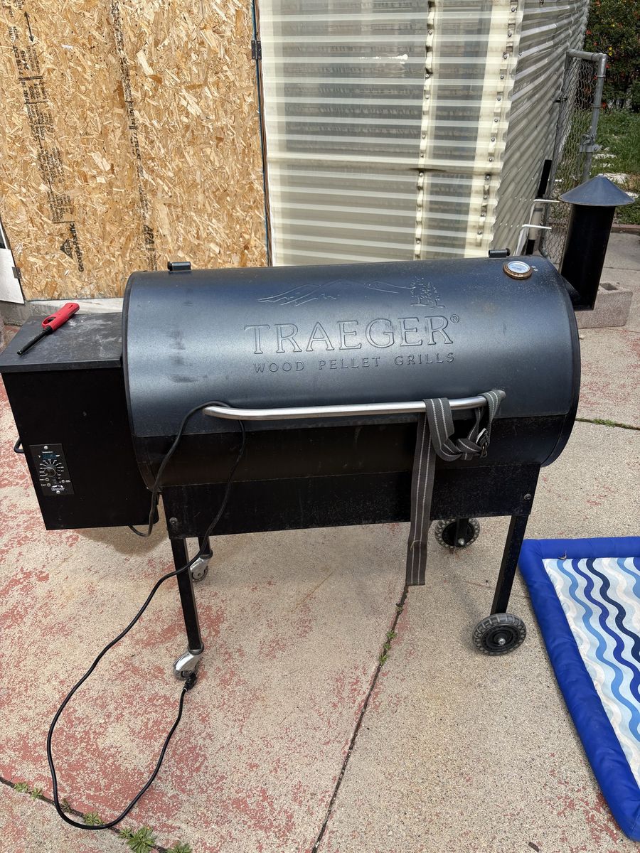 Traeger Wood Pellet Grill