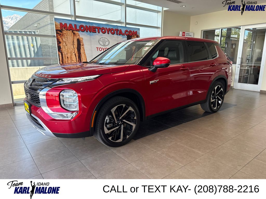 2025 Mitsubishi Outlander SE