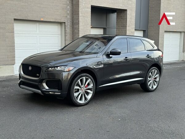 2017 JAGUAR FPACE S