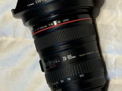 Canon EF 24-105mm f/4 L IS USM Lens