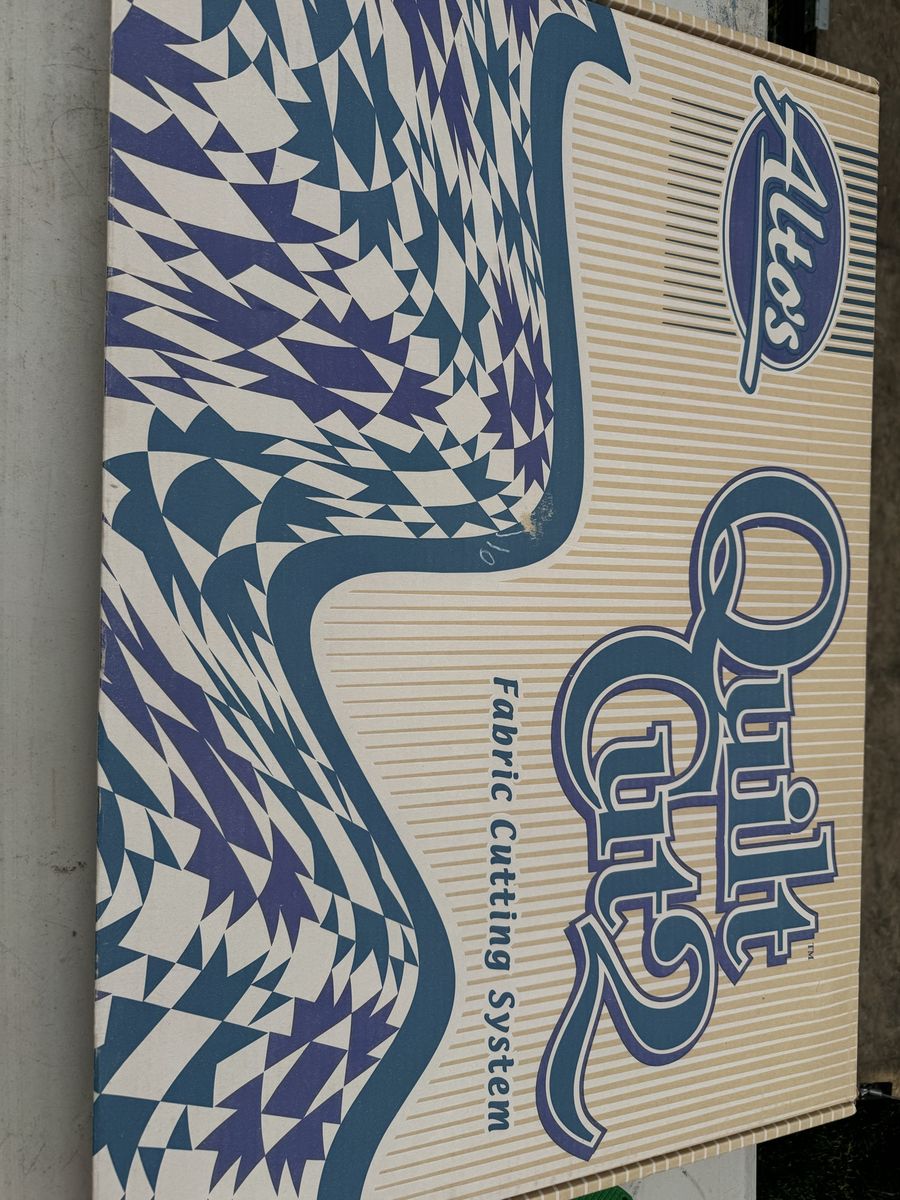 Quiltcut2 fabric cutting system