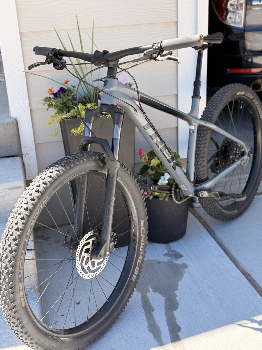 2020 Trex Roscoe 8 M/L