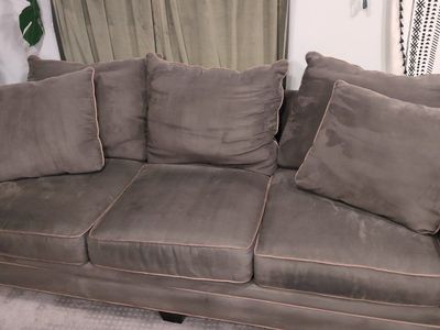 Large Green Microfiber Sofa, send me an offer