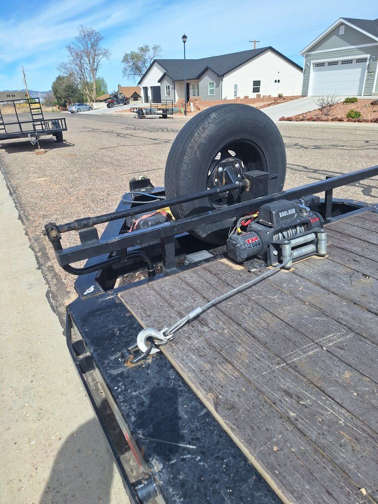 Tilt deck trailer rental