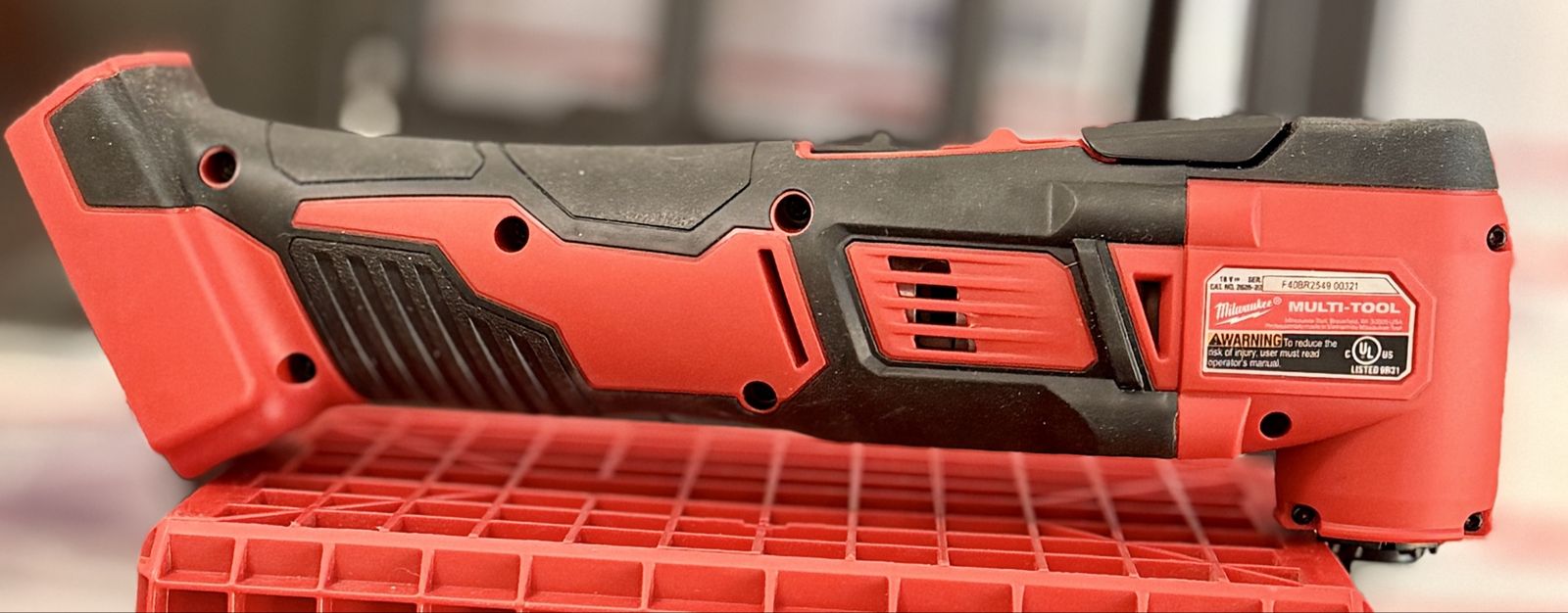 Milwaukee M18 Multi-Tool Cordless Oscillating Tool Part number: 2626-20