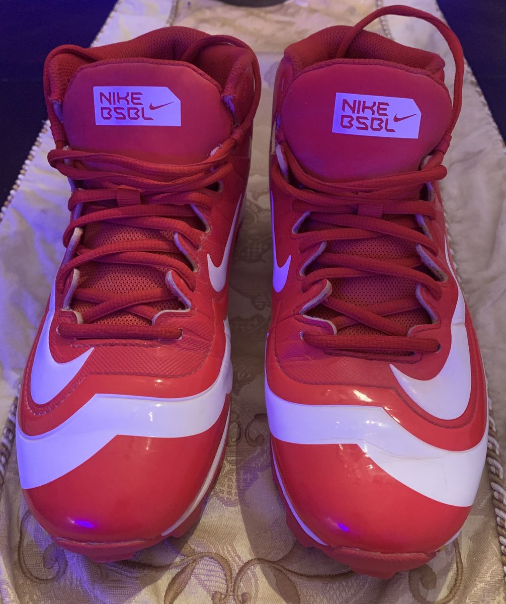 Nike Baseball Cleats Size 7.5