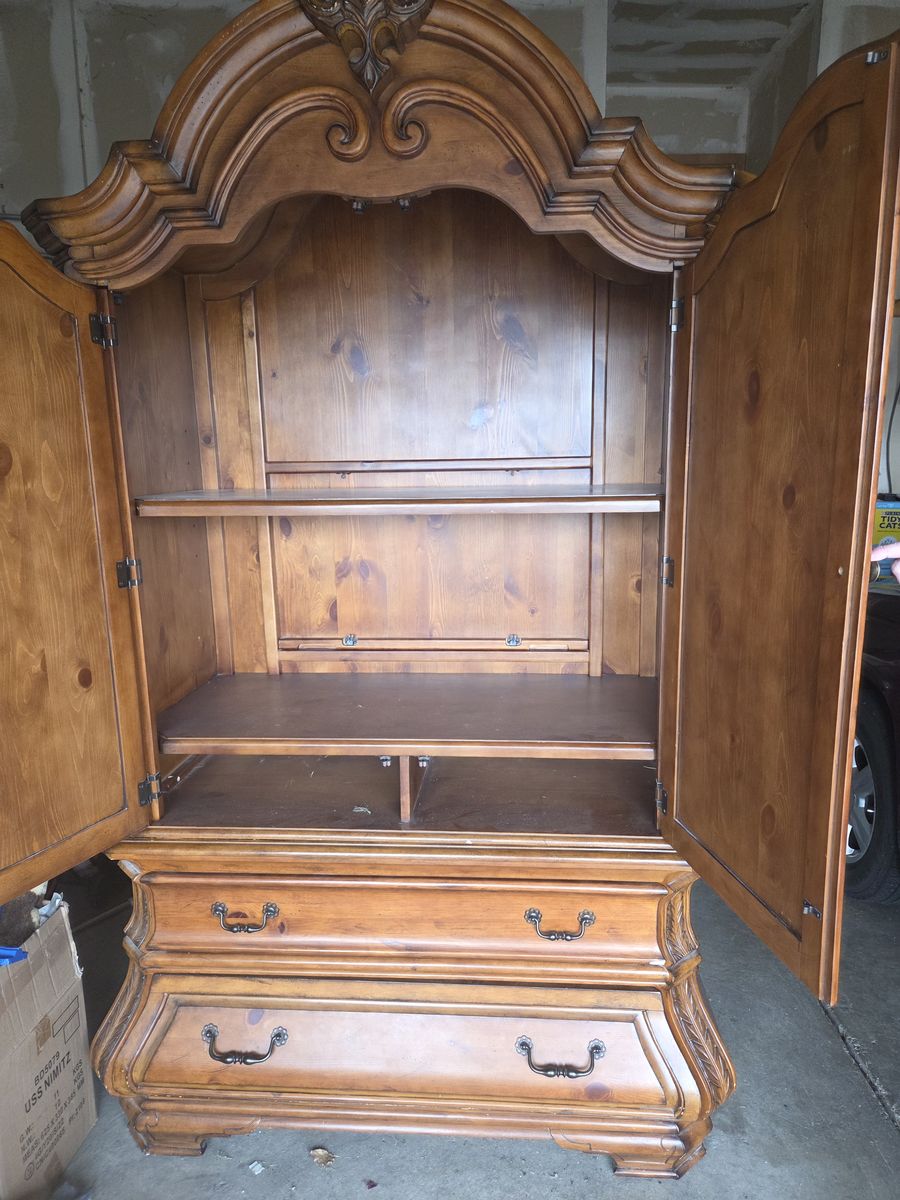 Armoire
