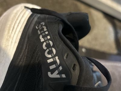 Saucony Women's Black Athletic Running Shoes Sneakers Size 9