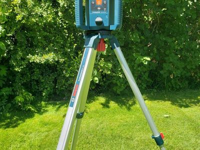 Bosch Professional GRL 240 HV Rotary Laser Level Kit w/ Tripod & Case - Used, Excellent, Like New. Works Great