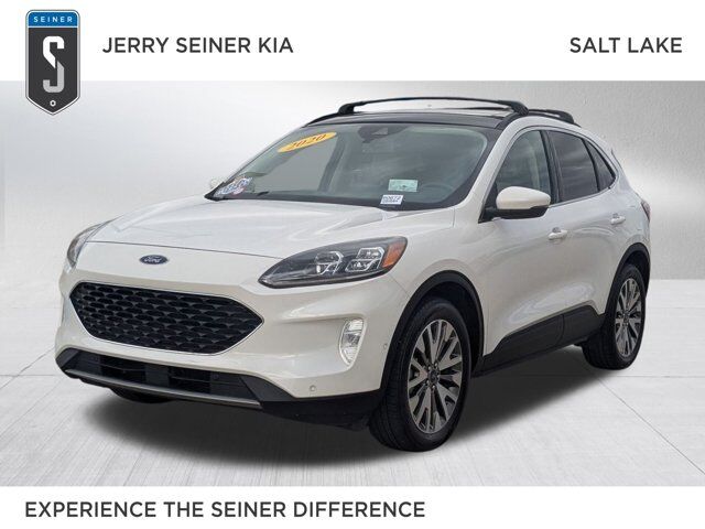 2020 Ford Escape Titanium