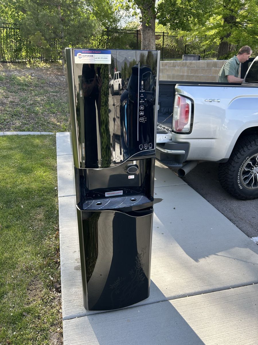 SUPER IGUASSU ICE Bottleless Hot & Cold Water Disp