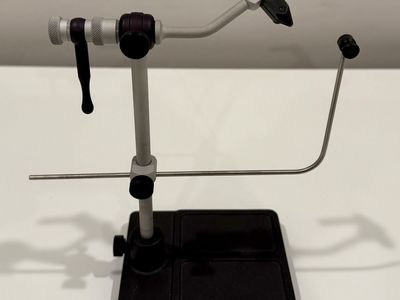Fly Fishing Renzetti Traveler 2200 Fly Tying Vice, Tools, Materials, & Fully Loaded Fly Boxes