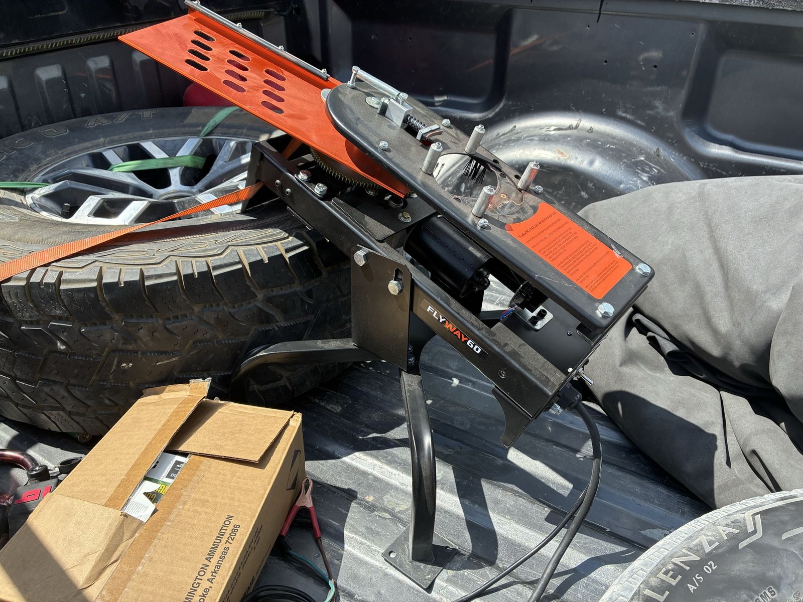 Flyway 60 Automatic Clay Pigeon Skeet Thrower Trap Machine - Excellent Condition