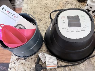 Instant Pot Air Fryer Lid - Air Fry, Broil, Bake, Roast, Reheat, Dehydrate - Black