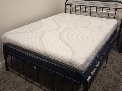 Queen bed and memory foam mattress