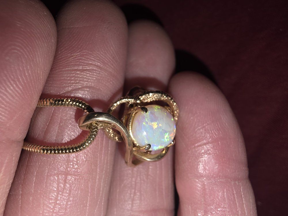Opal 14k Gold pendant