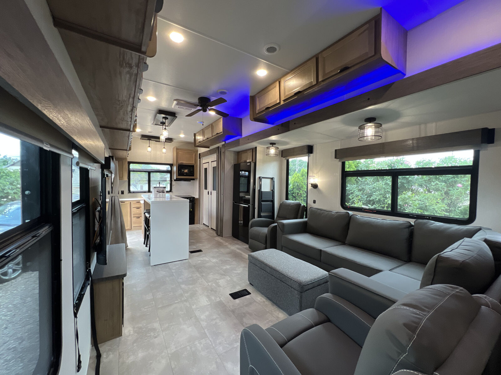 2024 Forest River Cherokee Timberwolf 39ALBL