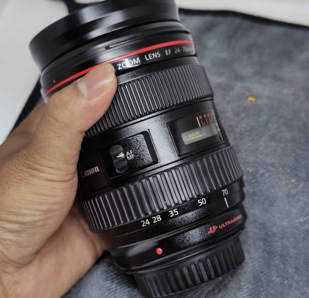 Canon Ef 24-70 2.8 700$, Mark II Version 1100$