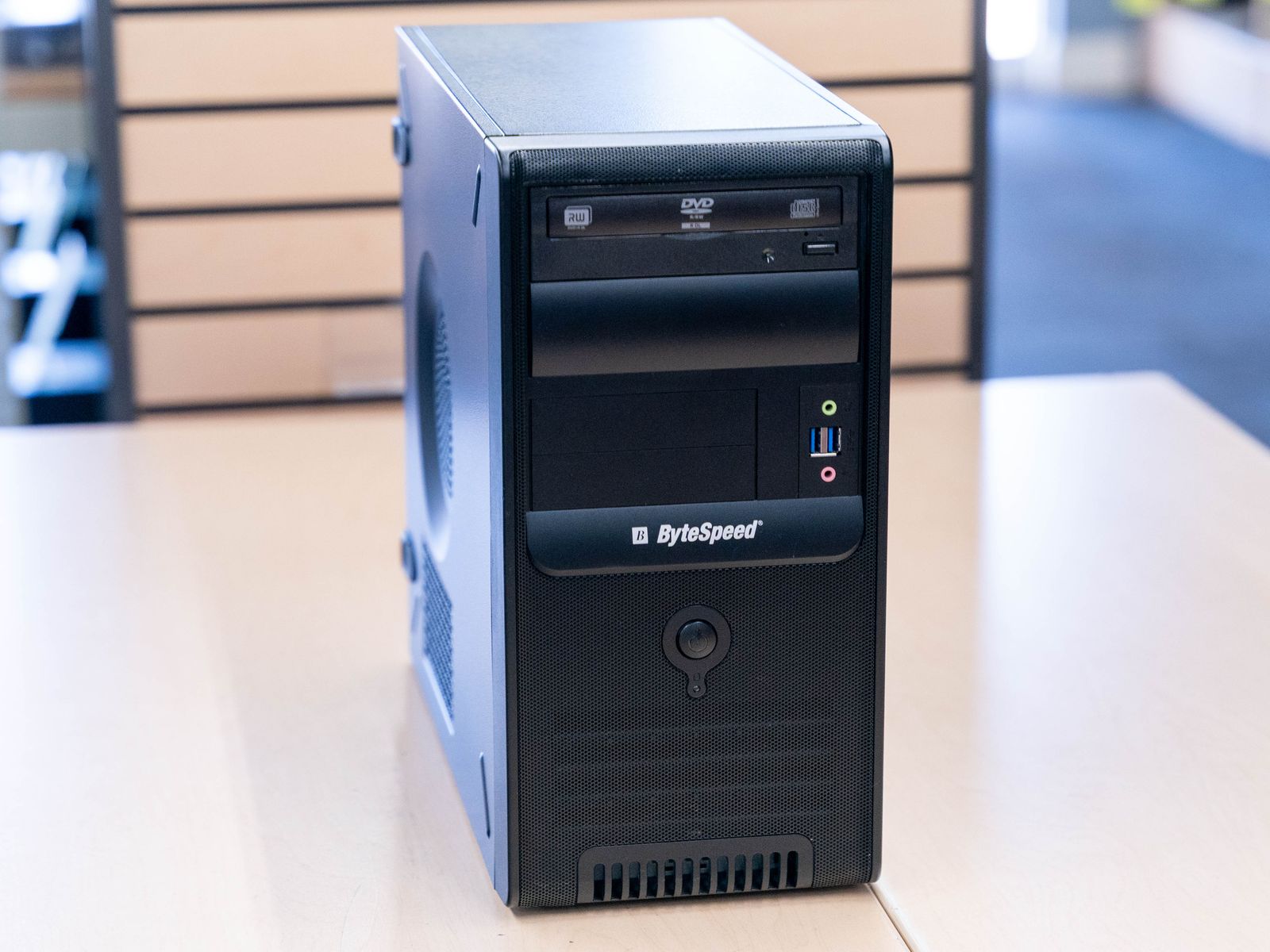 Custom i7-8700 Tower 256GB SSD 16GB RAM  Windows 11 Desktop Computer 