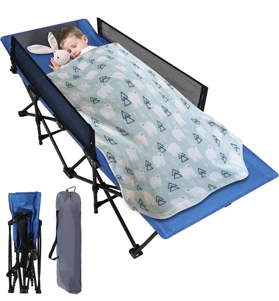 New folding kids cot with carry bag.