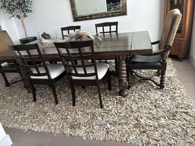 Carpet leather strands
