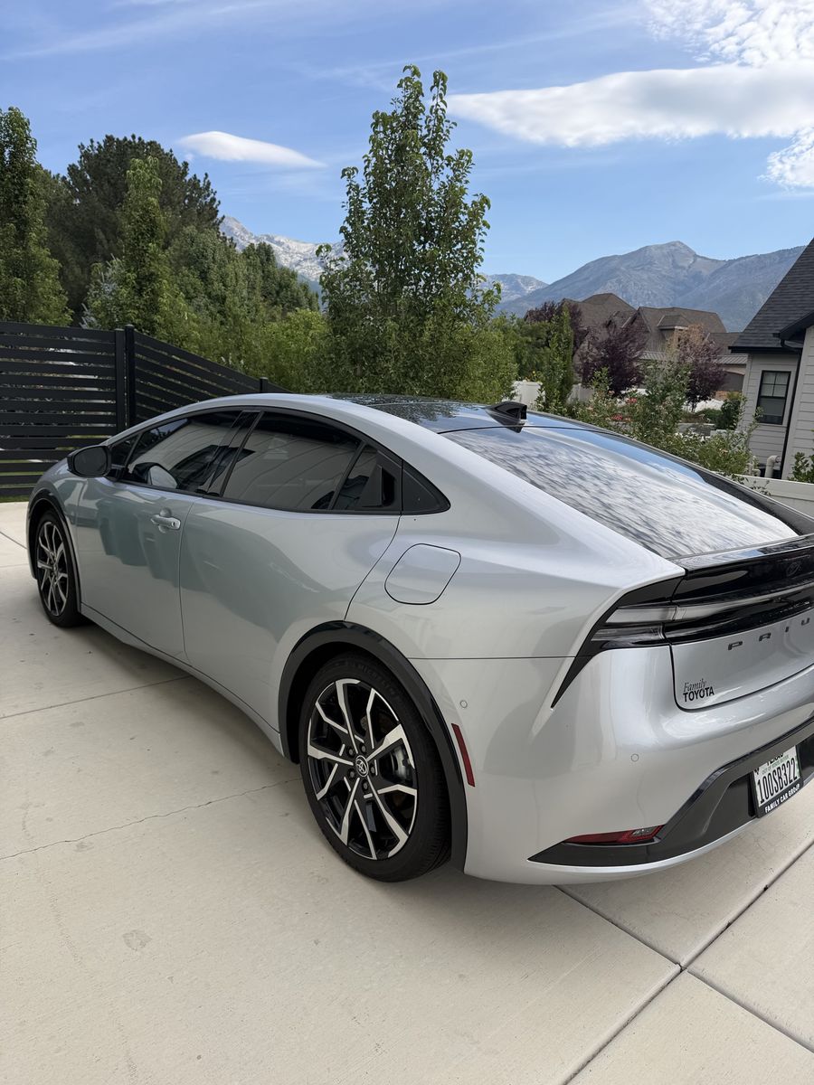 2026 Toyota Prius Plug-in Hybrid 