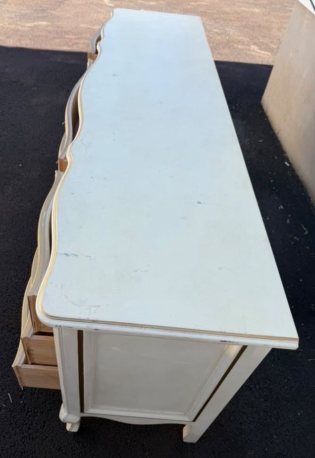 Main image 7