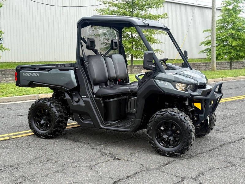 2024 Can-Am Defender HD7 – Built for the Toughest Jobs
