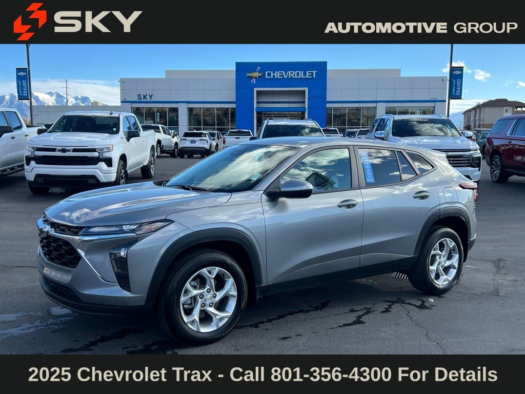 2025 CHEVROLET TRAX LS