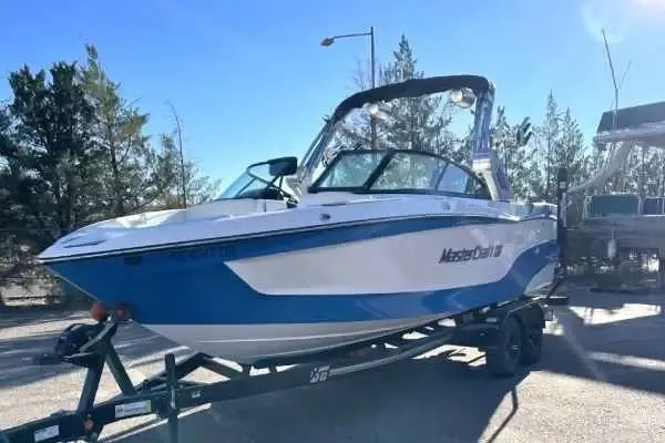 2022 XT23 MasterCraft
