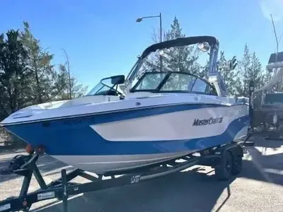 2022 XT23 MasterCraft