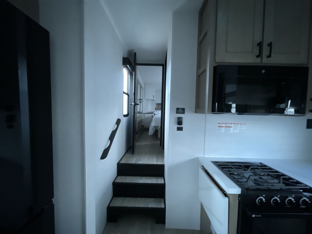 Main image 53